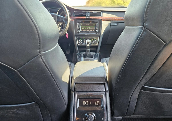 Skoda Superb cena 27900 przebieg: 301871, rok produkcji 2010 z Starogard Gdański małe 466